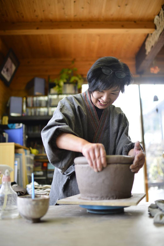成竹窯の廣津美代紀が作陶しています